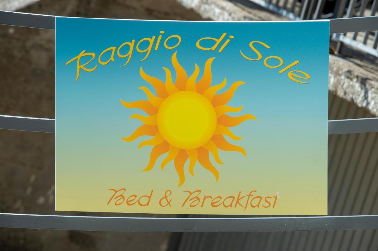 アジェーロラ Raggio Di Sole Bed & Breakfast エクステリア 写真